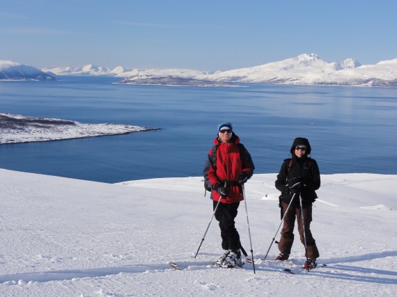 Katy and Andy from Australia on their first ski tour. Photo: Jimmy Halvardsson